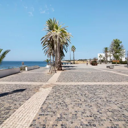 Ocean View Apartment *